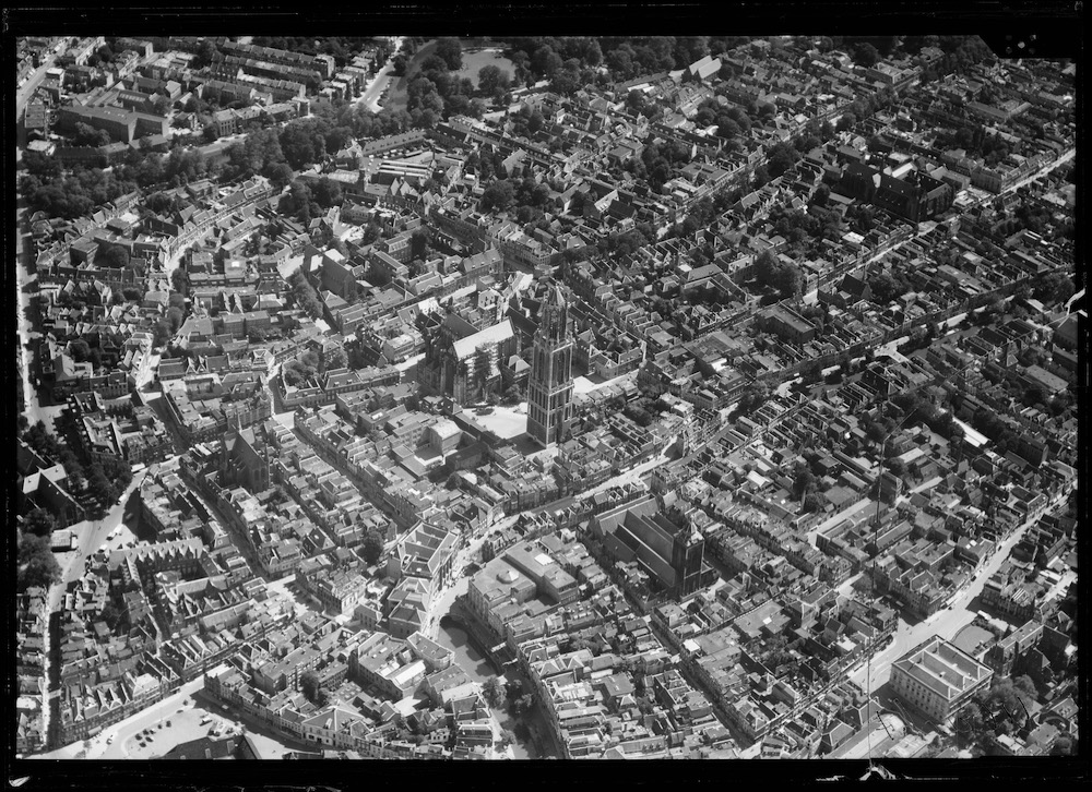 Utrecht NIMH 2011 0520 1920 1940 luchtfoto