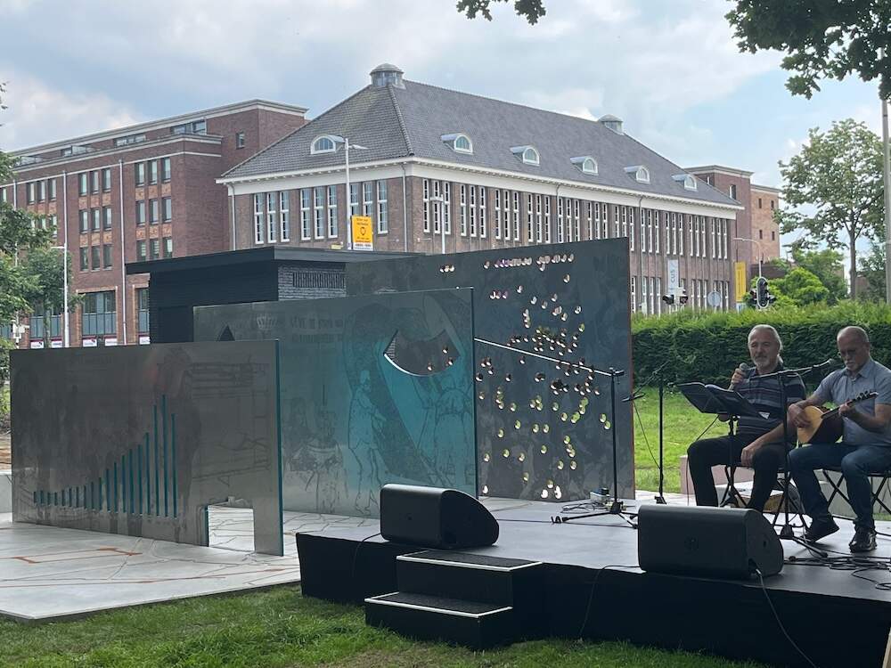 Eerbetoon gastarbeiders 6