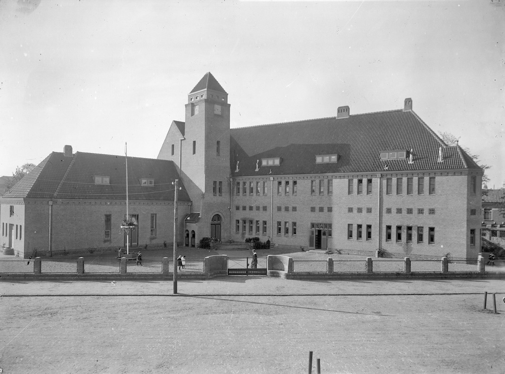 Openbare Lagere School Mecklenburglaan 1918
