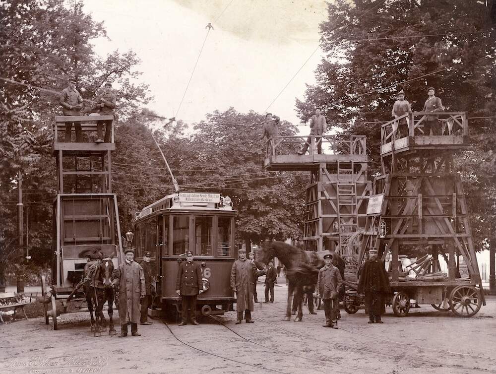 Proefrit met motorwagen 26 van het GETU op de Maliesingel te Utrecht 1907
