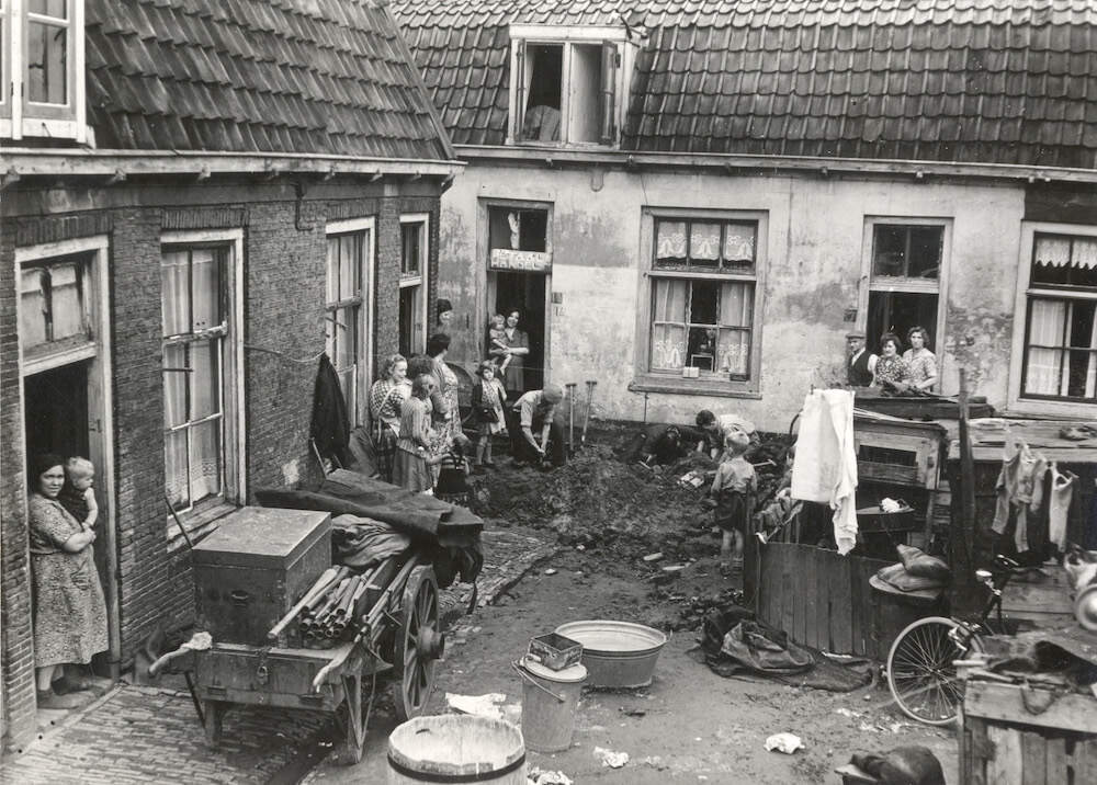 X75185 500870 Gezicht in de Kroonhof 1955 1960