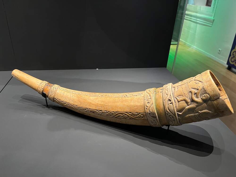 Ivoren Jachthoorn uit de Mariakerk Utrecht 1000 1100