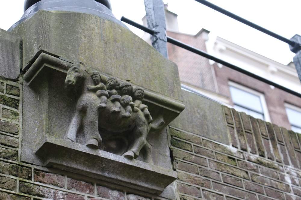 Lantaarnconsole Het ros Beyaerd