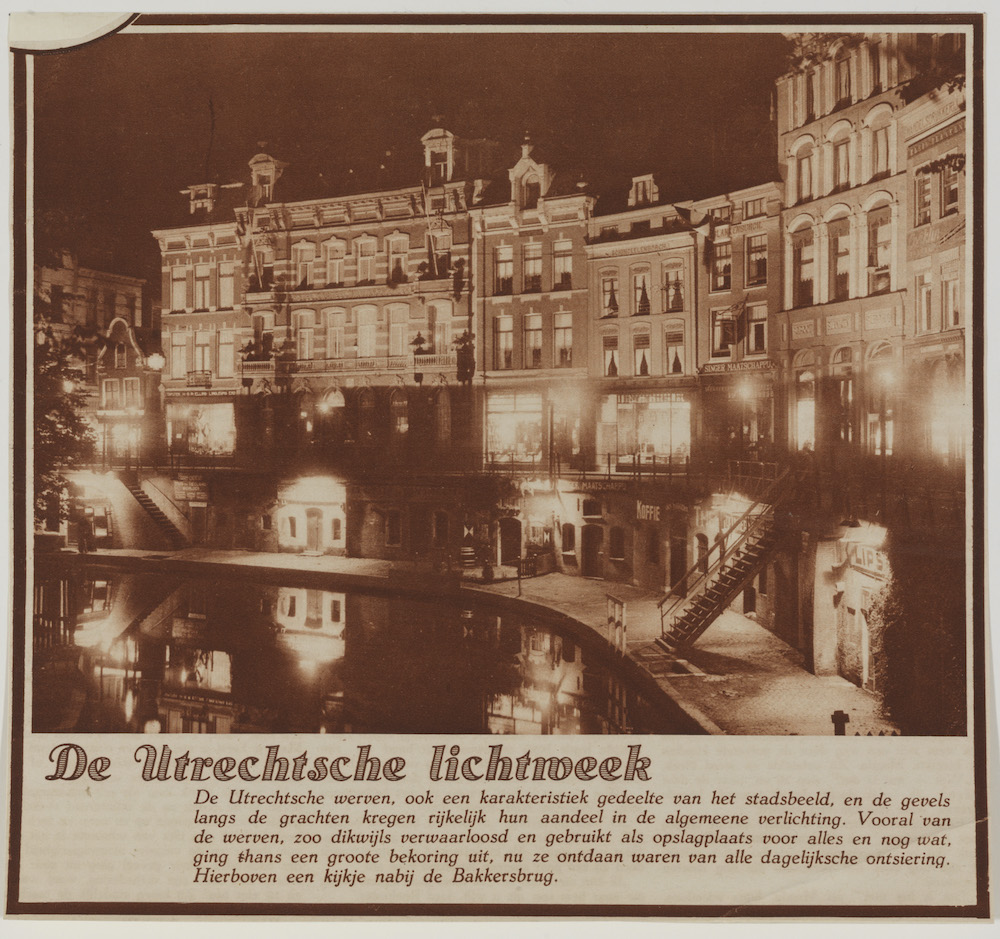 De Lichtweek werd tegelijk met de Najaarsbeurs en een feestweek ter ere van de opening van het tweede Jaarbeursgebouw gehouden met hulp van de Philips Gloeilampenfabrieken 1930 HUA