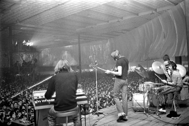 Lowlands 28 december 1968 Spaarnestad 2