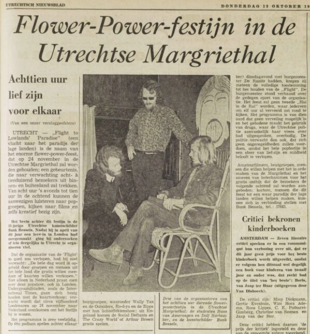 UN aankondiging 12 oktober 1967 Op de foto studenten Hans van Amerongen en Dolf Hartsuiker en kunstenaar Bunk Bessels