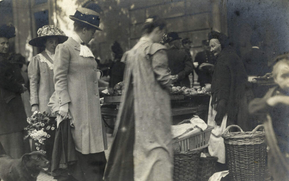 Gebraden appels op de Mariaplaats appeliegebraai