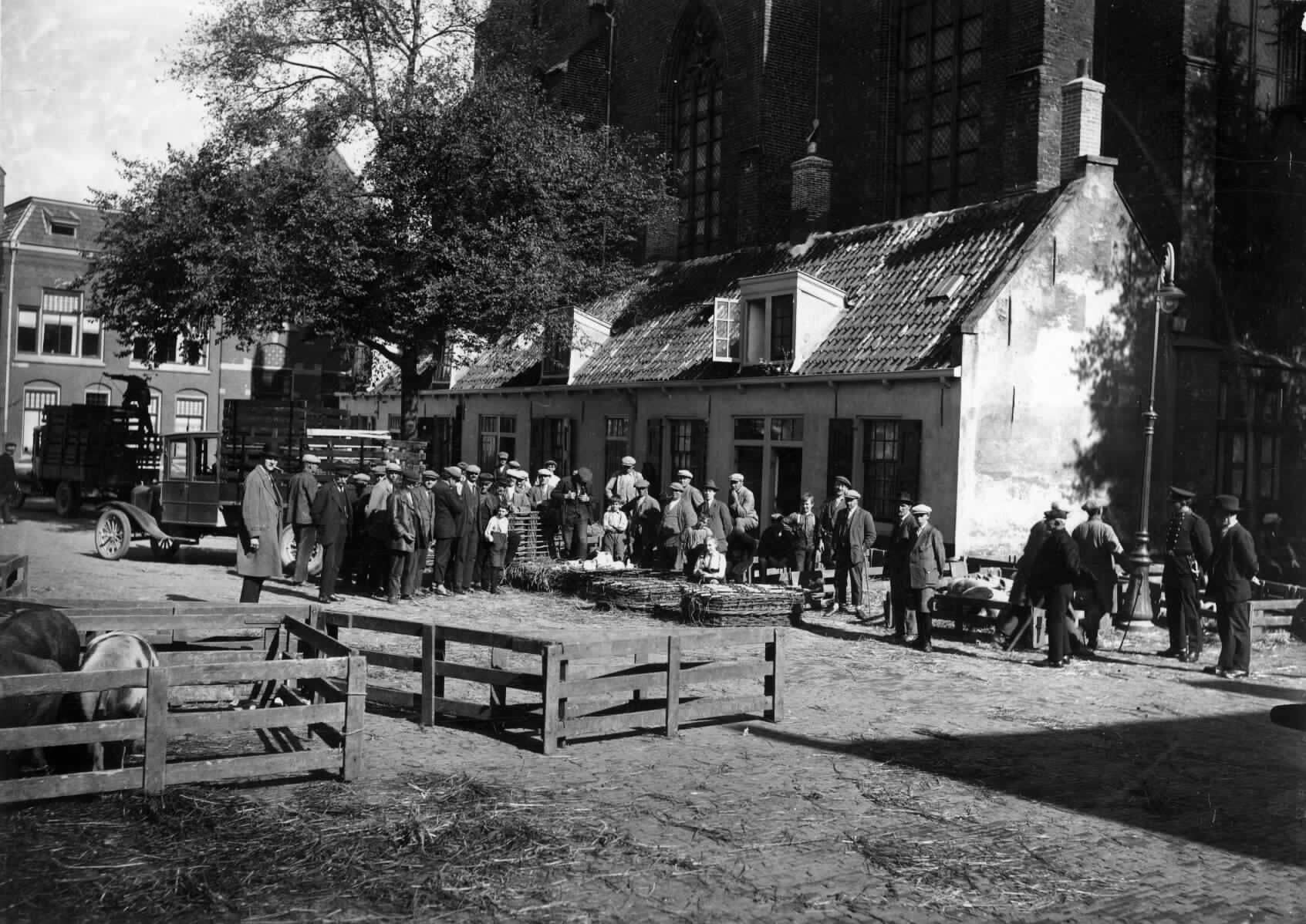 Varkensmarkt Jacobskerkhof