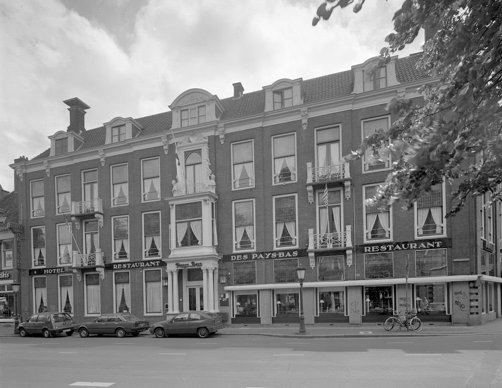 Hotel des Pays Bas aan het Janskerkhof