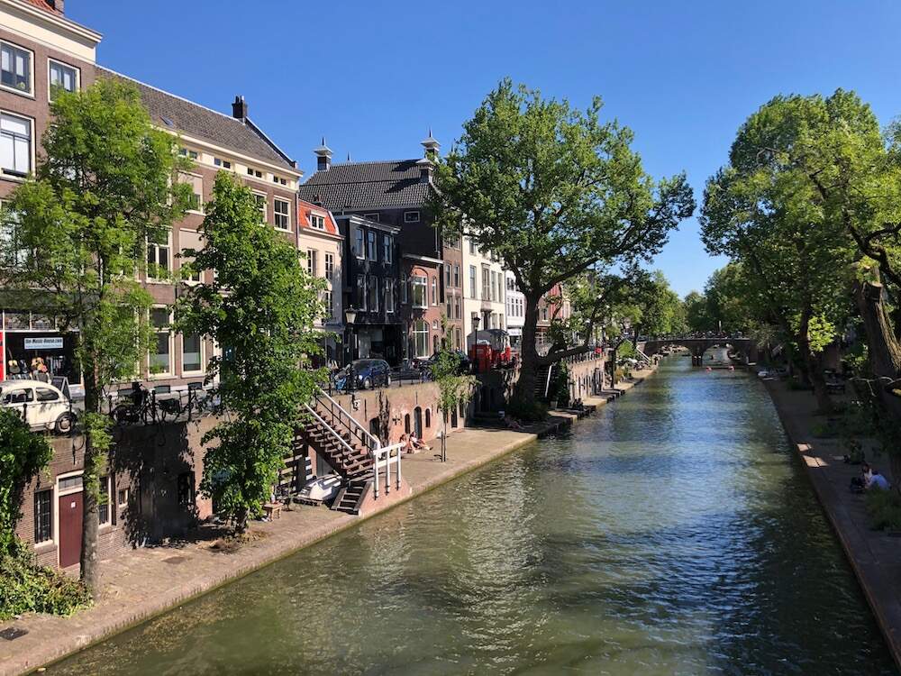 Oudegracht met console