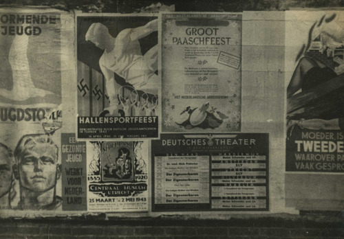 1943 Aanplakbiljetten maart april 1943. Deze verschrikkingen moeten ons tot vrienden maken. Mei 1940 is echter nog niet vergeten. Gratis feesten wat wilt U nog meer