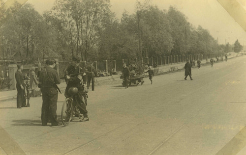 1945 7 mei s Morgens neemt de BS de politiedienst reeds waar. 7 mei 1945 bij Fort De Bilt