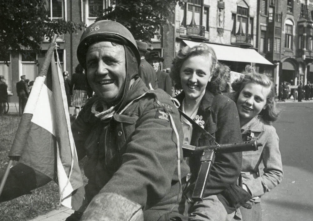 Vermaak 1945 FF van der Werf HUA